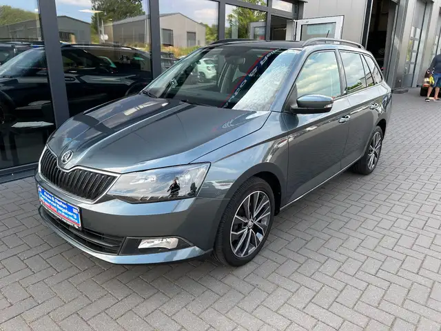 Skoda Fabia Combi 1.4TDI DSG Edition*NAVI*AHK*ALU*PDC