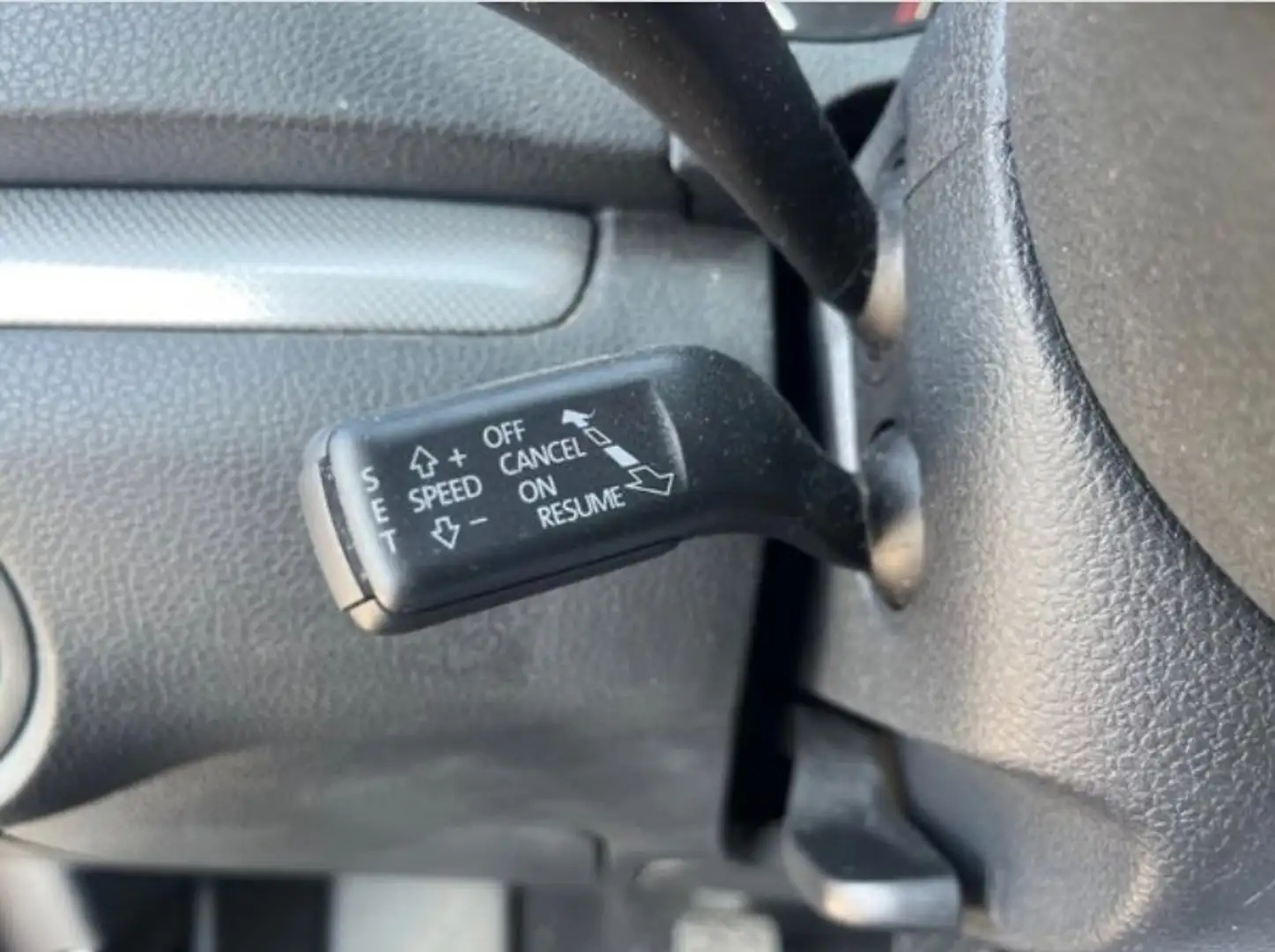 Volkswagen Sharan Sharan 2.0 TDI 4Motion BlueMotion Technology Trend Schwarz - 2