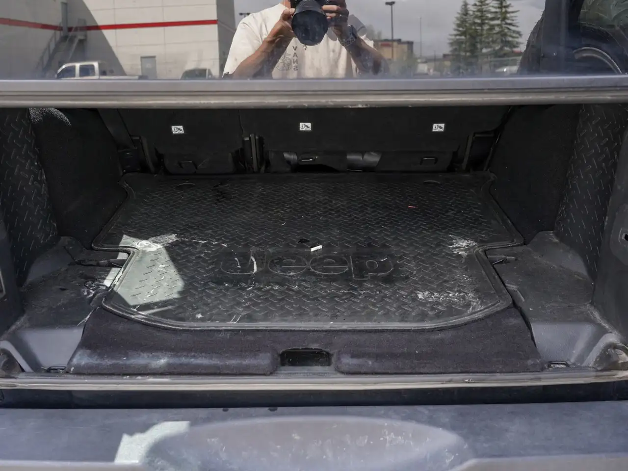 Jeep Wrangler снимка Jeep Wrangler