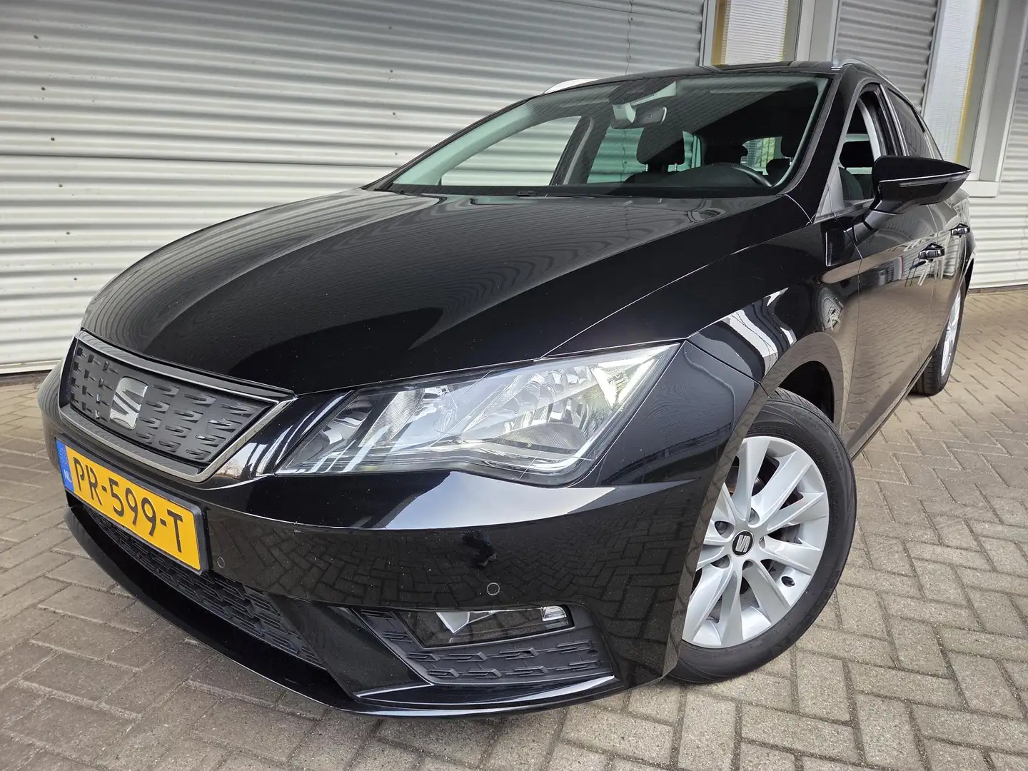 SEAT Leon ST 1.0 EcoTSI Style Business Intense Negro - 2