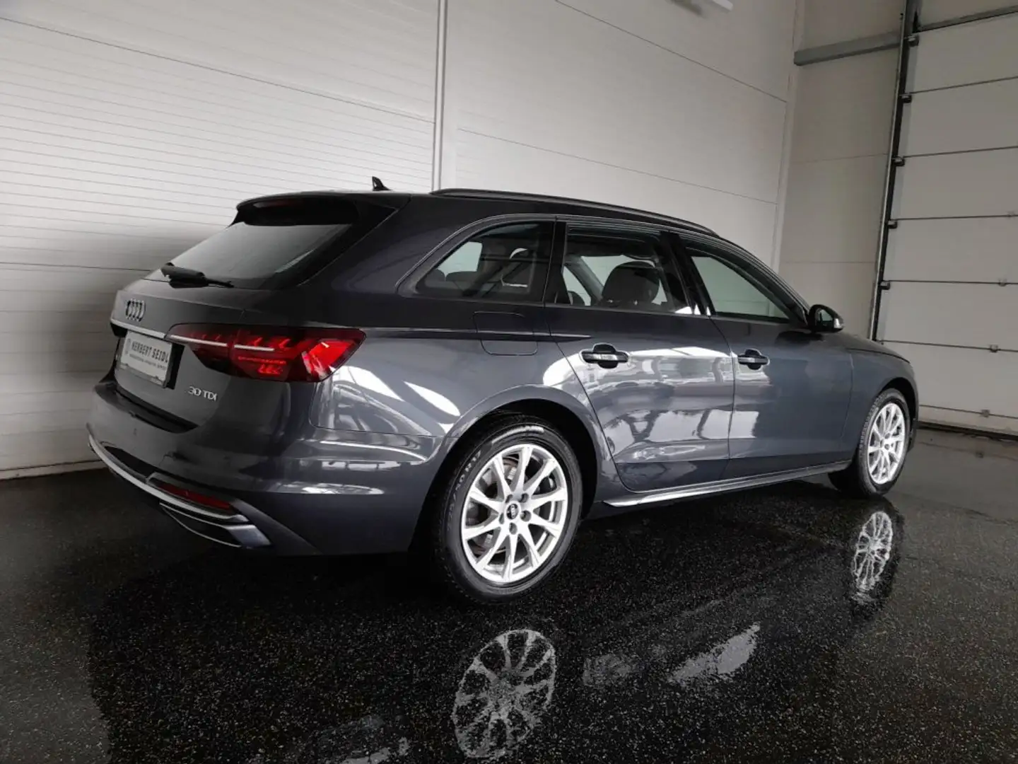Audi A4 Avant ADVANCED 2,0 TDI S-tr *VOLL-LED MIT DYN BLINKER & FLA / VIRTUELL / NAVI / AHV / ASS PAKET TOUR / 3-ZONEN KLIMA / E- Grau - 2