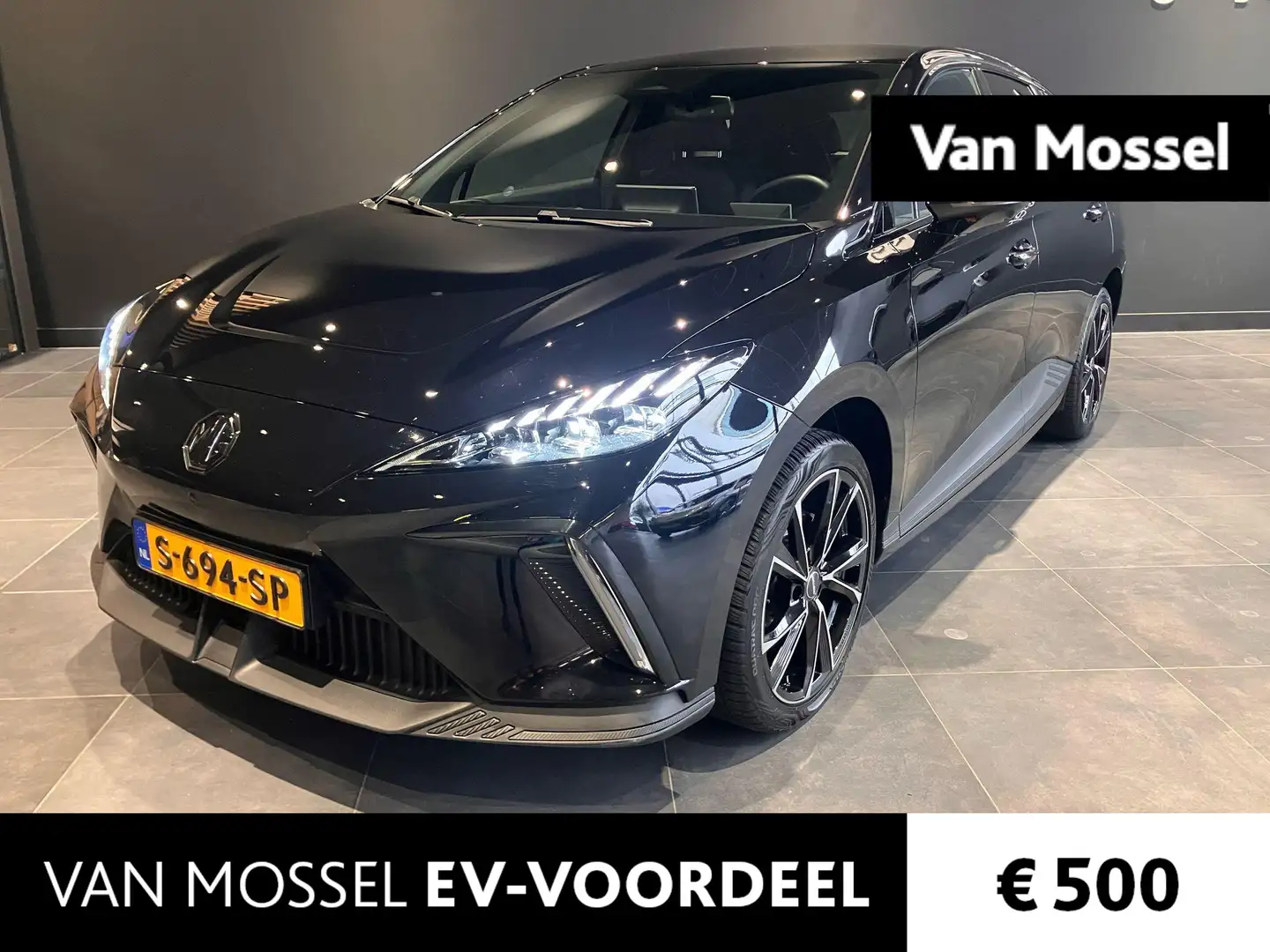 MG MG4 Electric Luxury Long Range 64kWh | 18'' Velgen | B Noir - 1