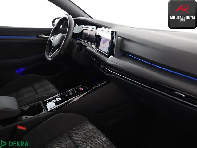 Volkswagen Golf view 9