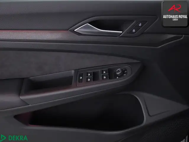 Volkswagen Golf view 13