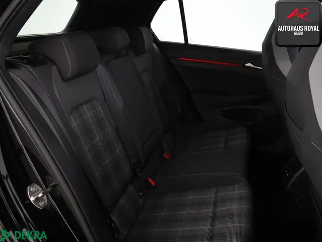 Volkswagen Golf view 11