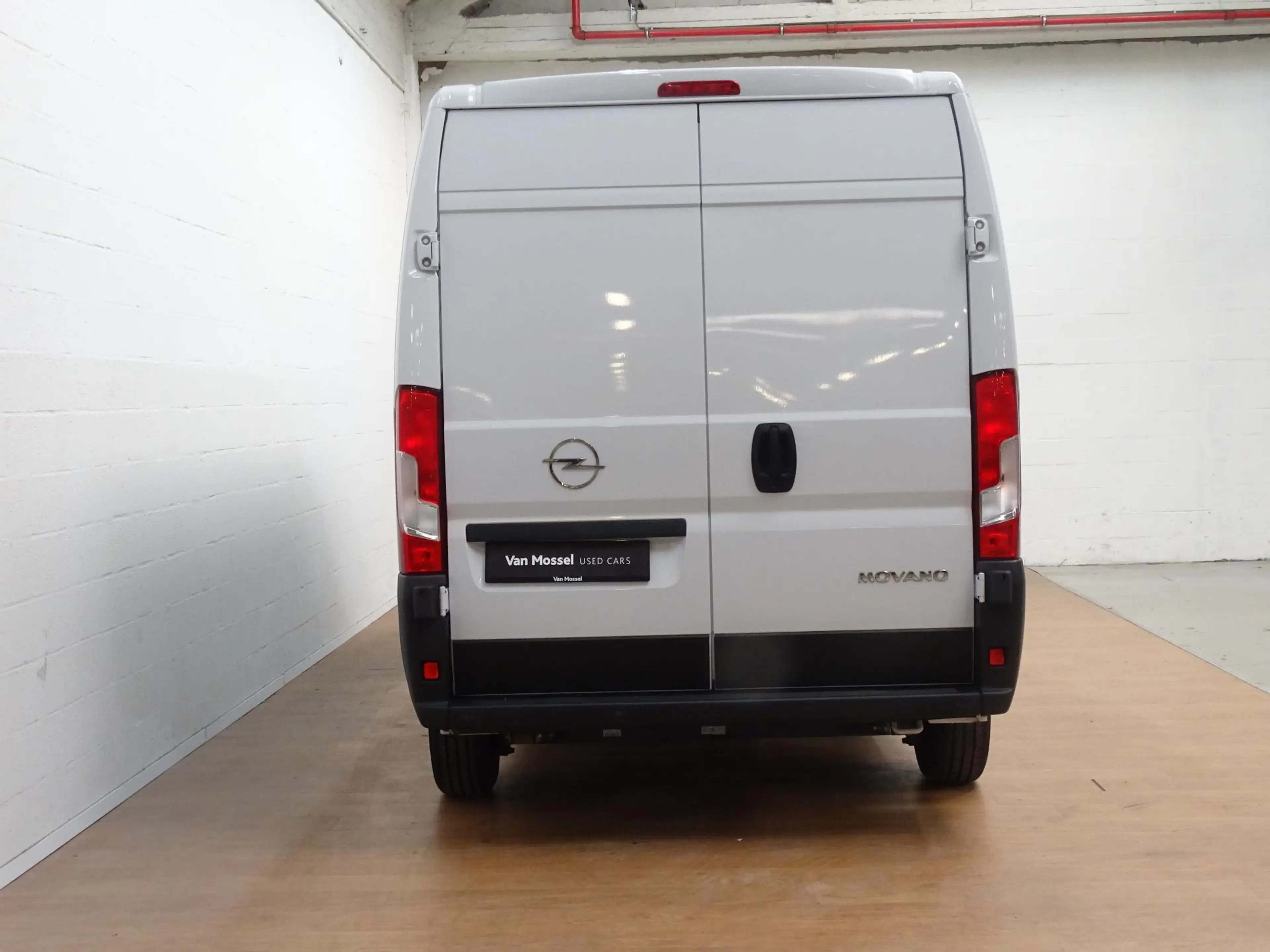Opel Movano 3500 2.2 L Turbo D 103kW L3H2 Light — photo 9