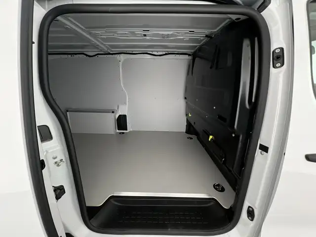 Opel Vivaro view 8