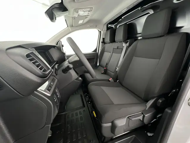 Opel Vivaro view 7