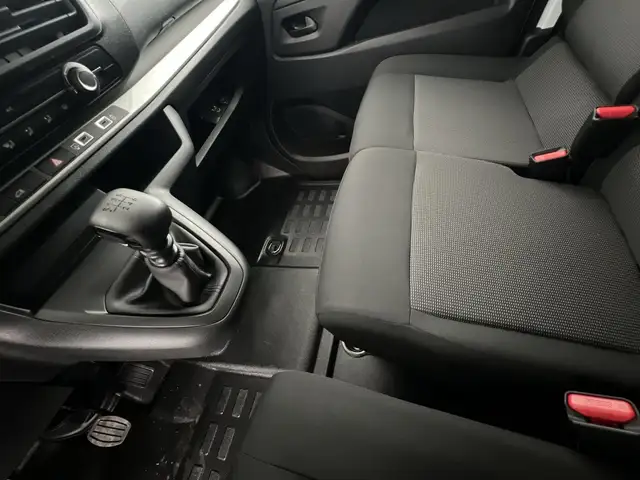 Opel Vivaro view 14