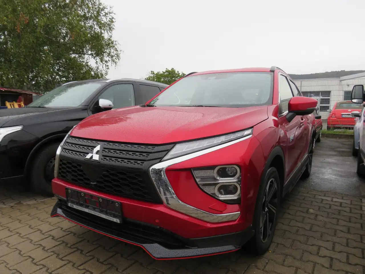 Mitsubishi Eclipse Cross Intro Edition Hybrid 4WD, AHK, HUD — photo 1 of 5