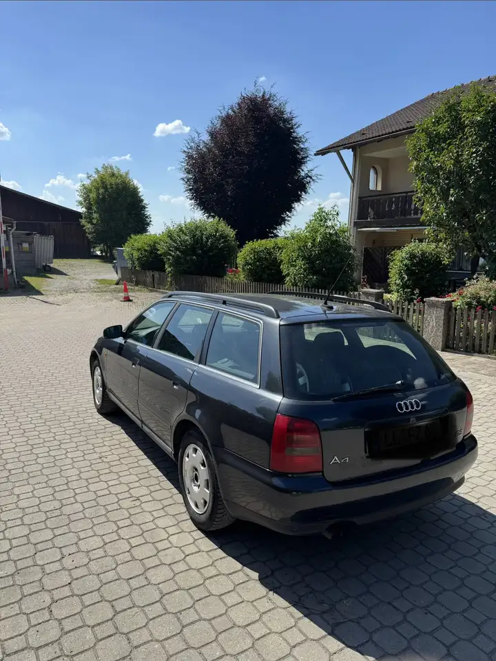 Audi A4 Avant 2.4 quattro, foto 2