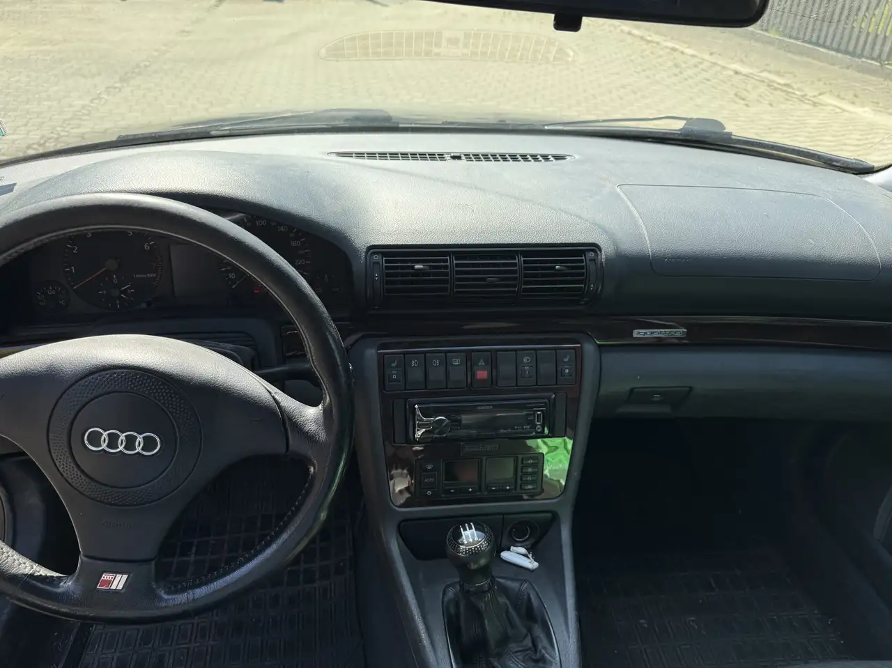 Audi A4 Avant 2.4 quattro, foto 11