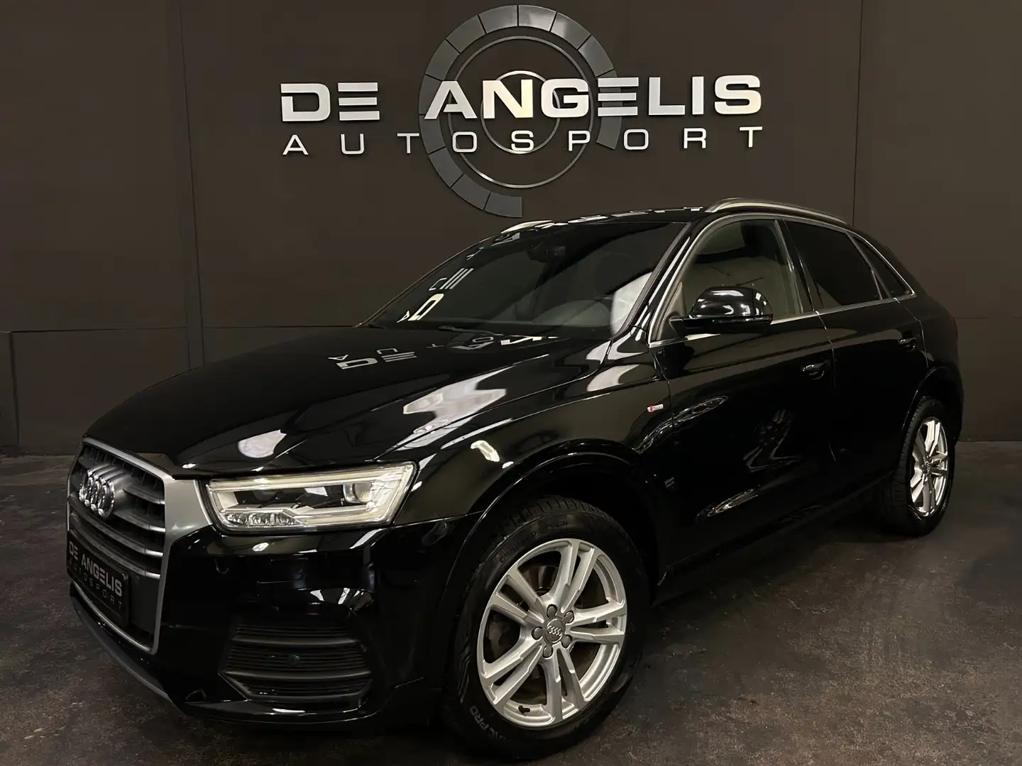 Audi QUATTRO S LINE Fekete - 1