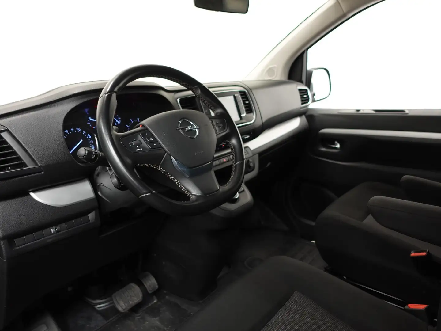 Opel Vivaro 145pk Automaat Dubbele cabine L3H1 Edition Navigat Zwart - 2