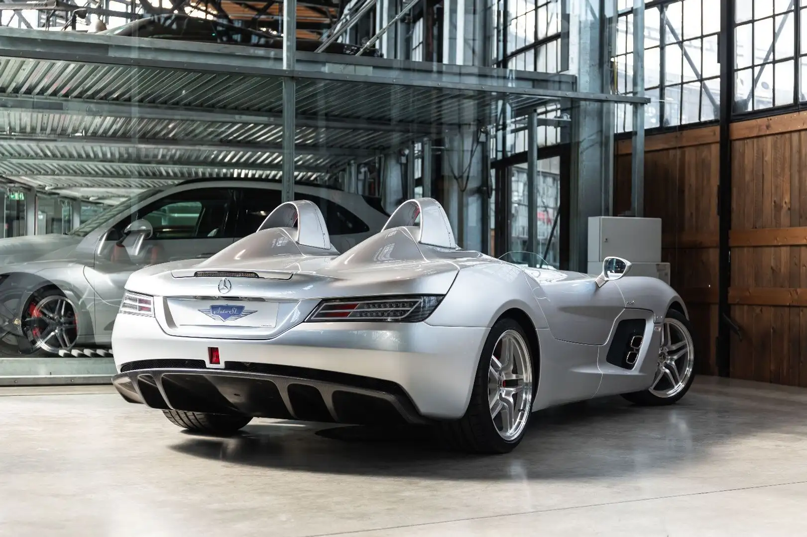 Mercedes-Benz SLR McLaren Stirling Moss Edition "1of75" Silber - 2