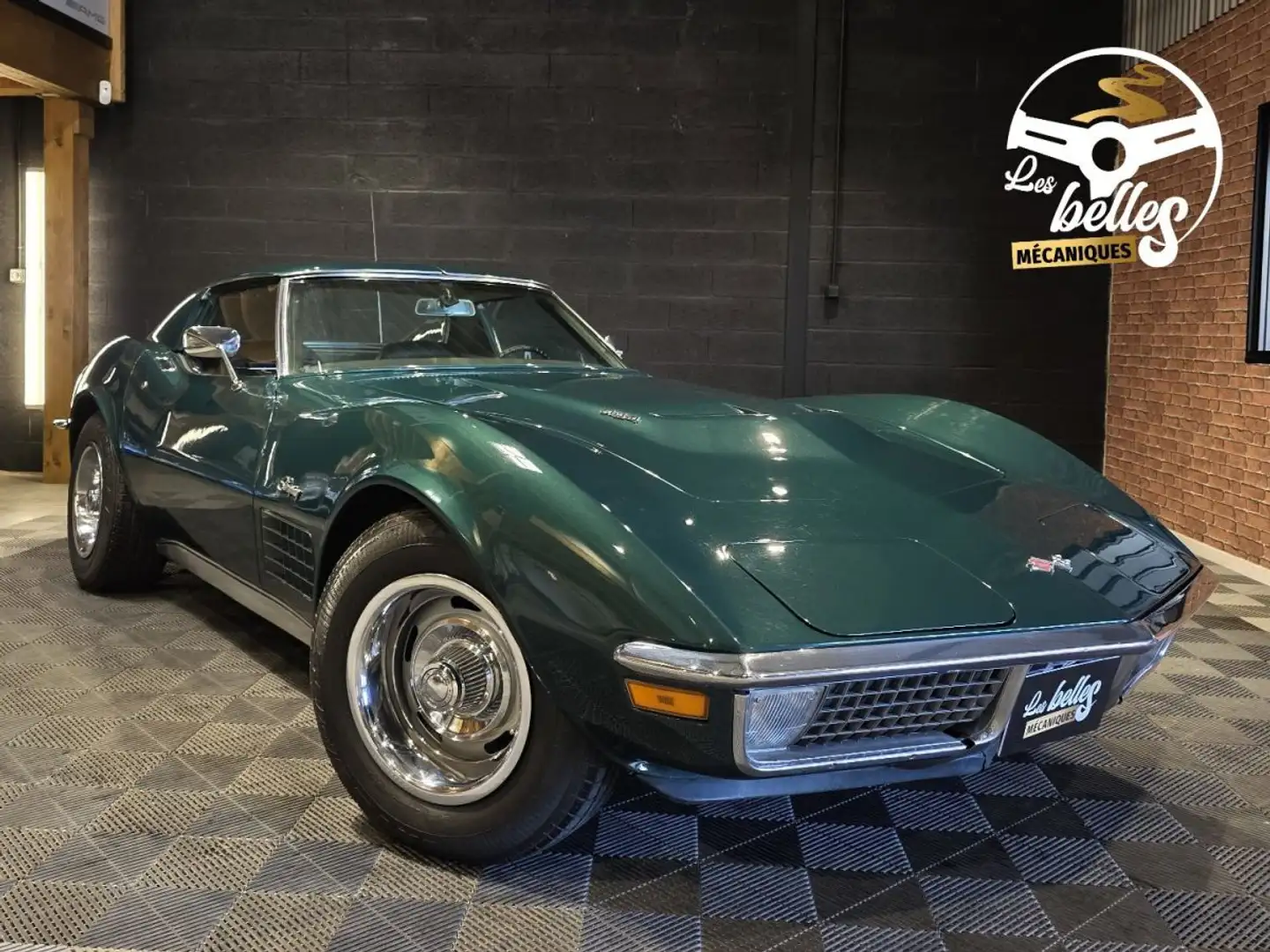 Chevrolet Corvette C3 V8 454CI STINGRAY - 1