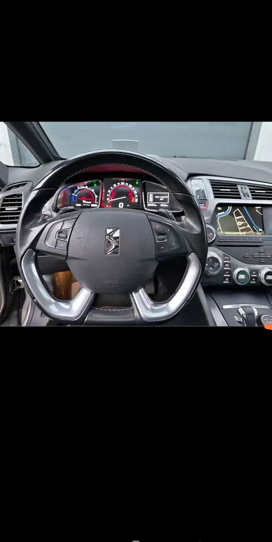 Citroen DS5 2.0HDi Sport Aut. 160 - 1