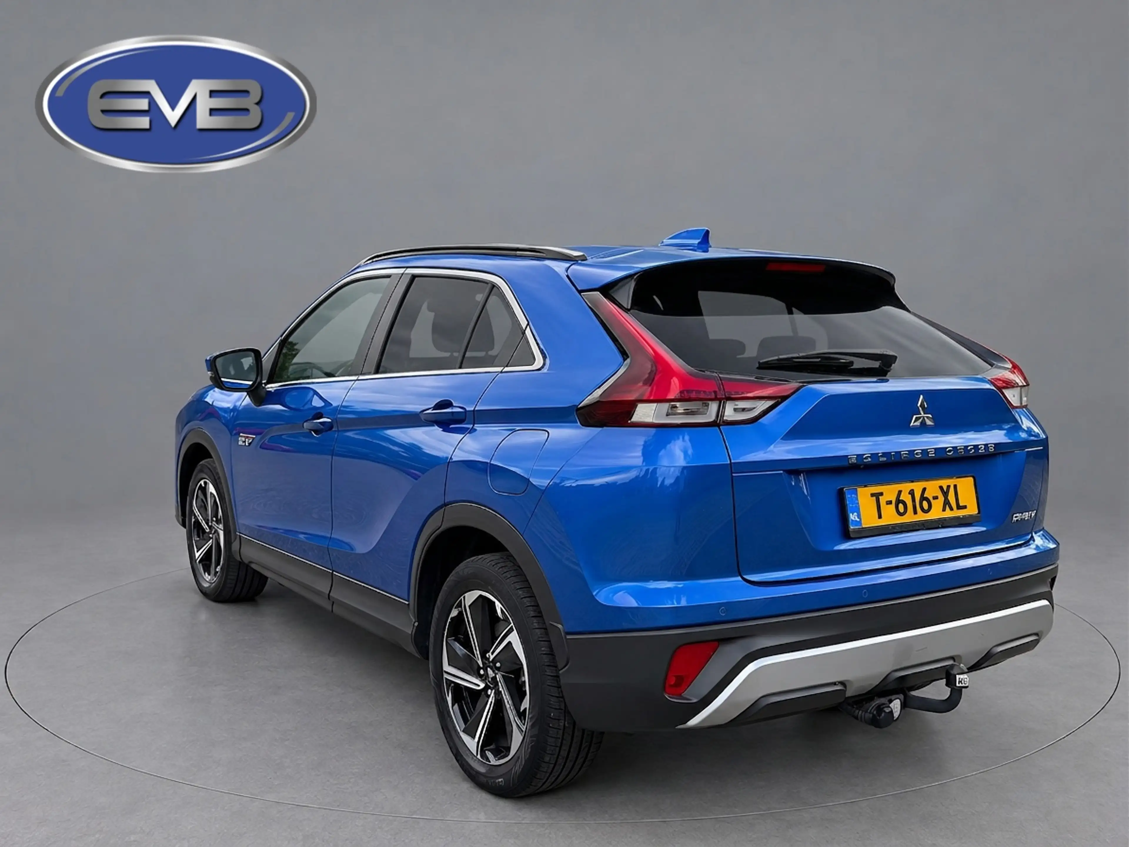 Mitsubishi Eclipse Cross 2.4 PHEV Intense+, trekhaak, stoelverwarming, acht — photo 36