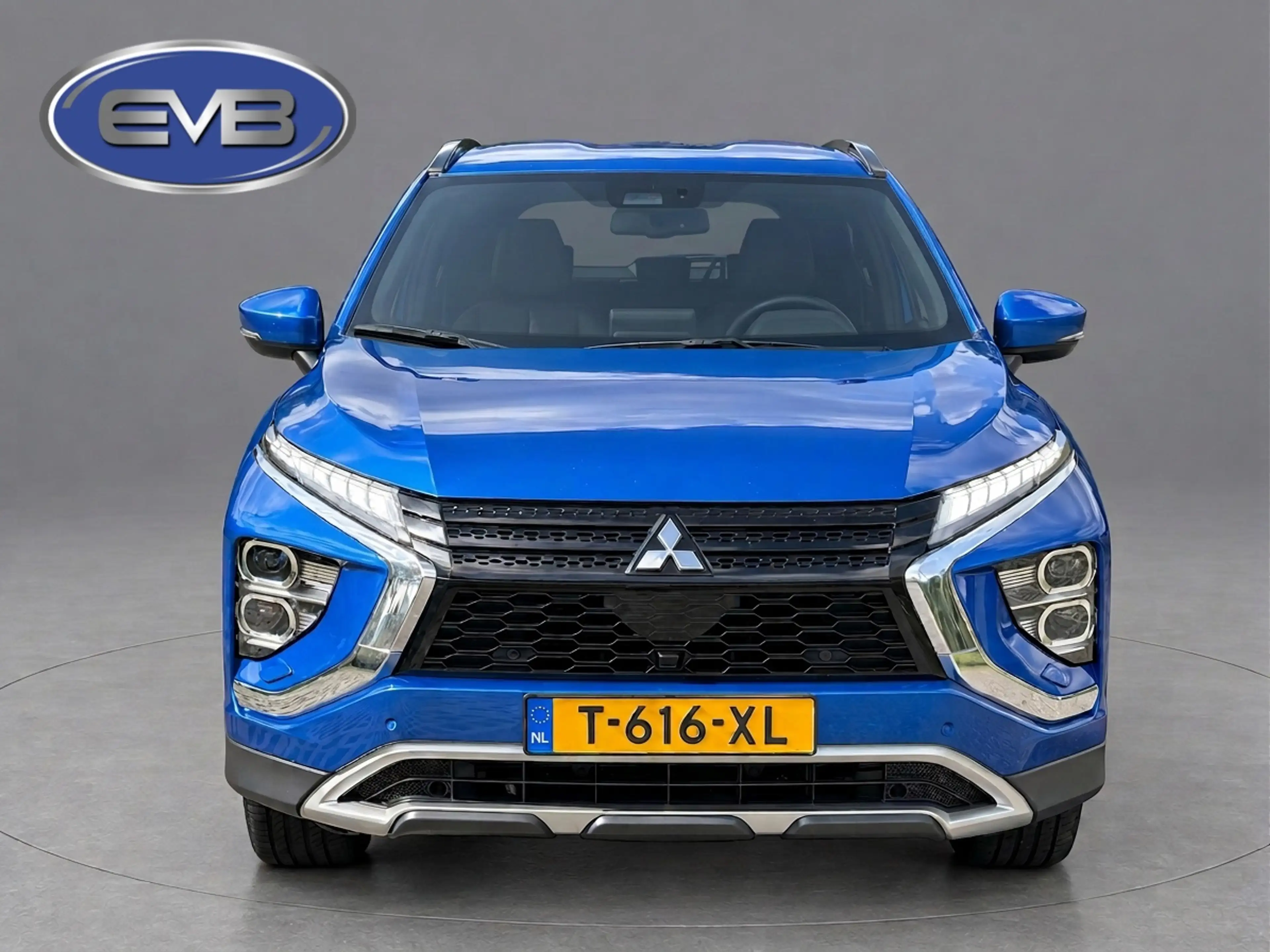 Mitsubishi Eclipse Cross 2.4 PHEV Intense+, trekhaak, stoelverwarming, acht — photo 16