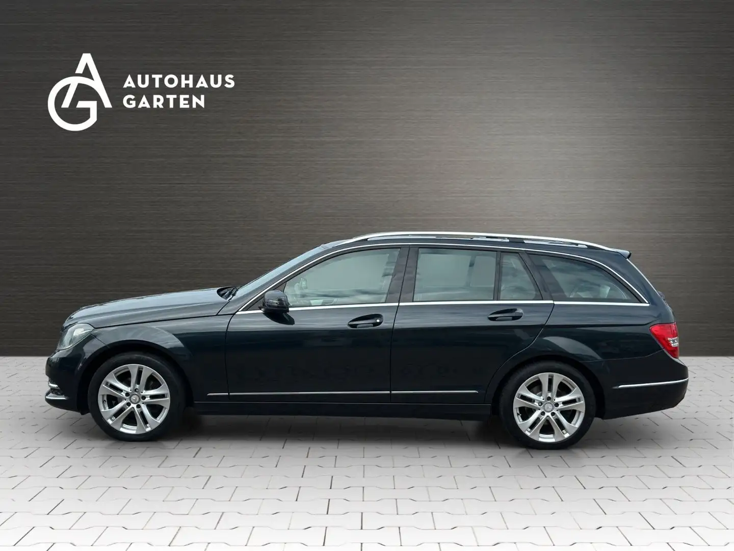 Mercedes-Benz C 180 T CGI Navi SHZ PDC AHK PDC Scheckheft Schwarz - 2