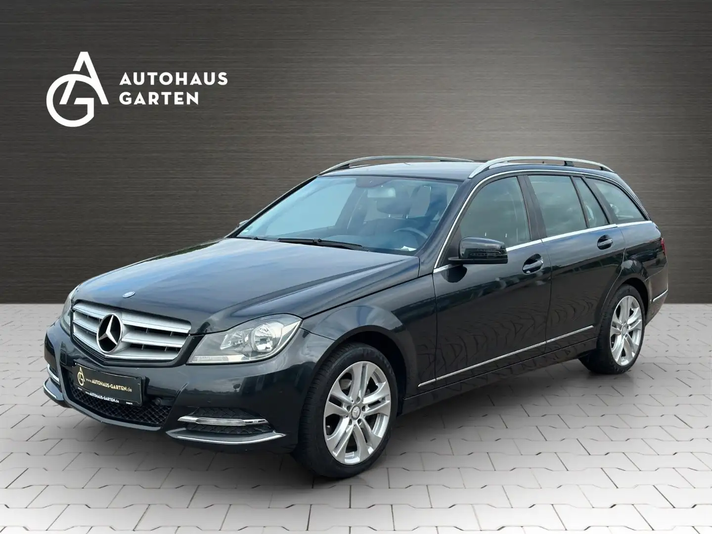 Mercedes-Benz C 180 T CGI Navi SHZ PDC AHK PDC Scheckheft Schwarz - 1