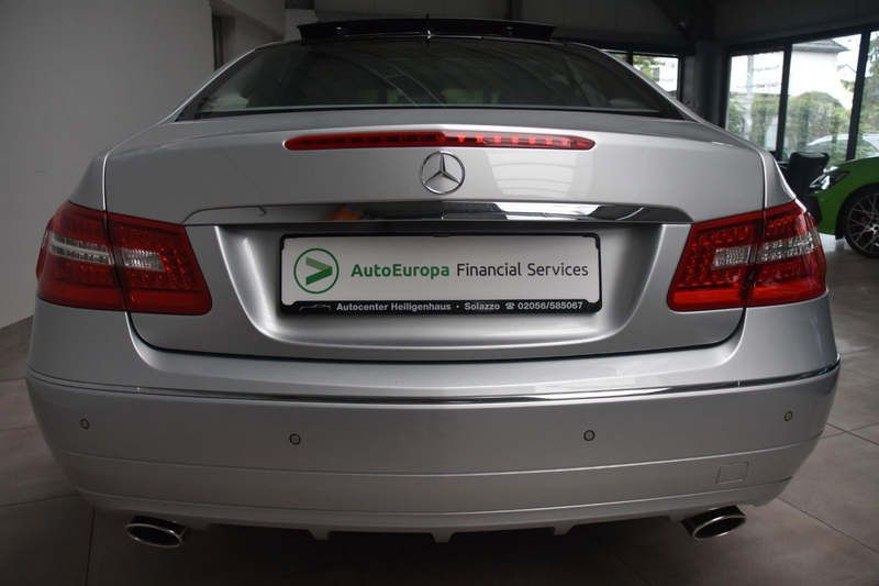Mercedes-Benz E 350 CDI Coupe Navi Kamera Xenon Pano Memory — photo 4