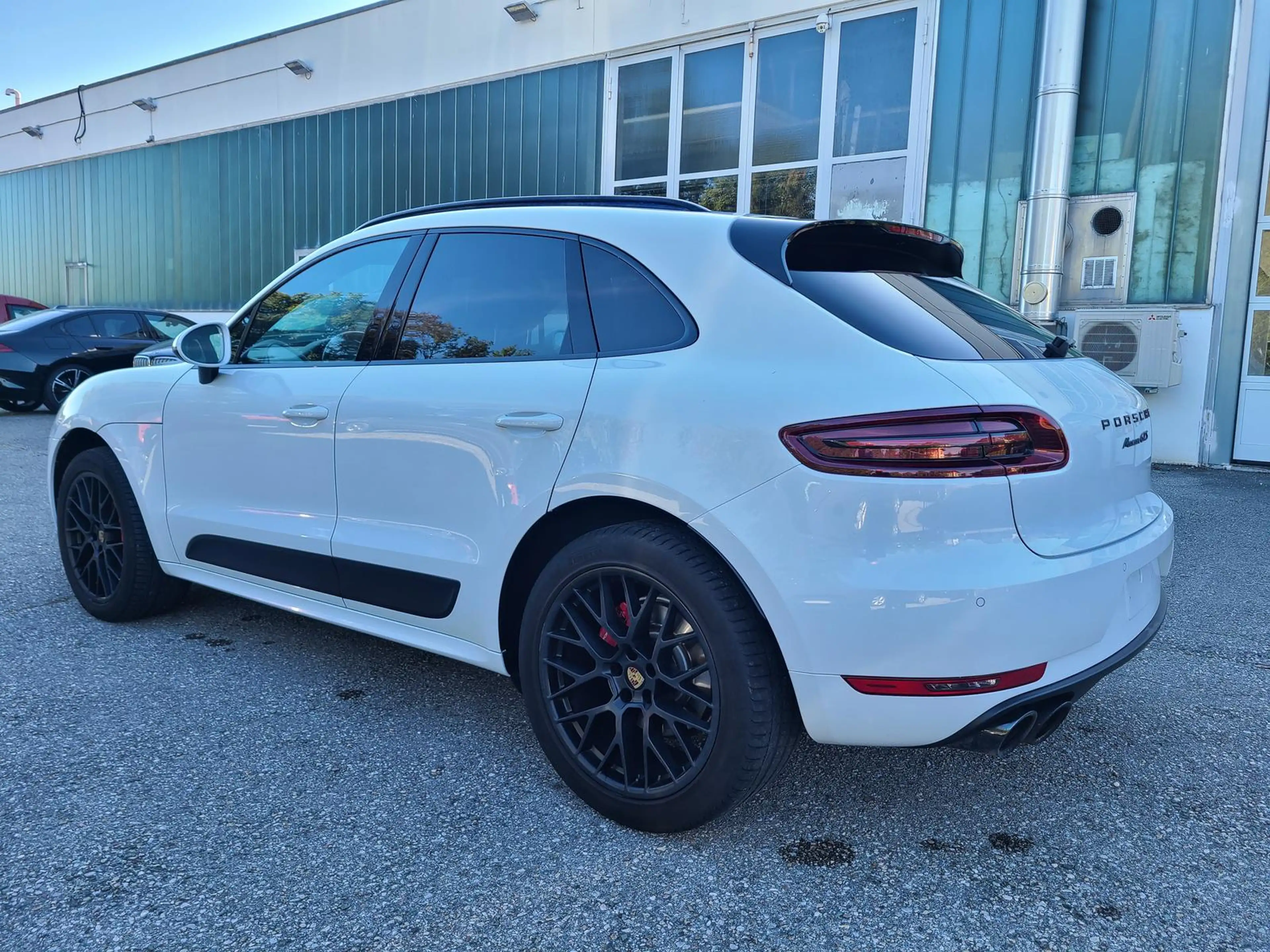 Porsche Macan GTS PDLS+ BOSE Pano PASM Navi Chrono — photo 7