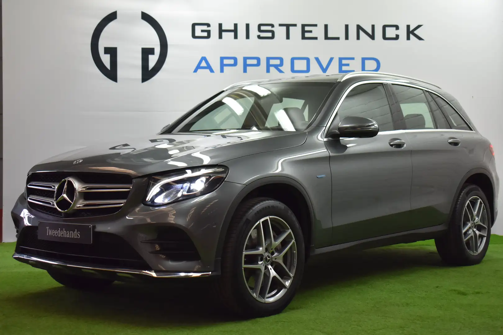 Mercedes-Benz GLC 350 e 4MATIC Off-Roader Grau - 1