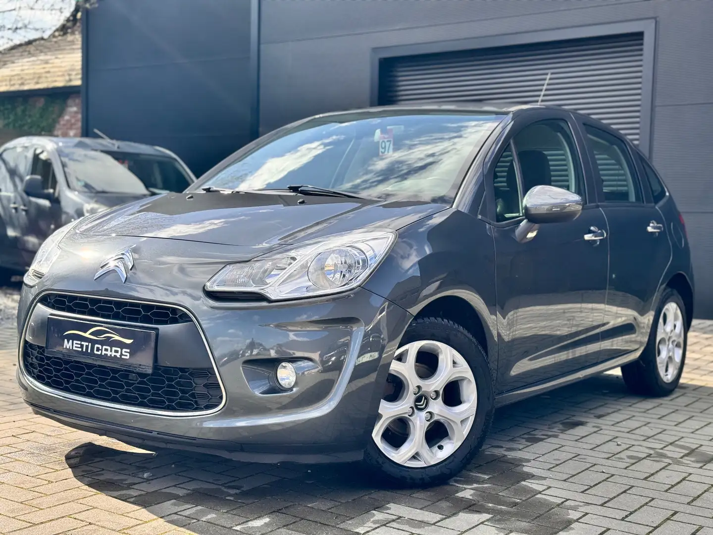 Citroen C3 1.2 VTi Benzine | Bluetooth | Airco | Gris - 1