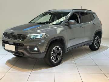 1.3 T4 PHEV 240cv Trailhawk 4xe Auto
