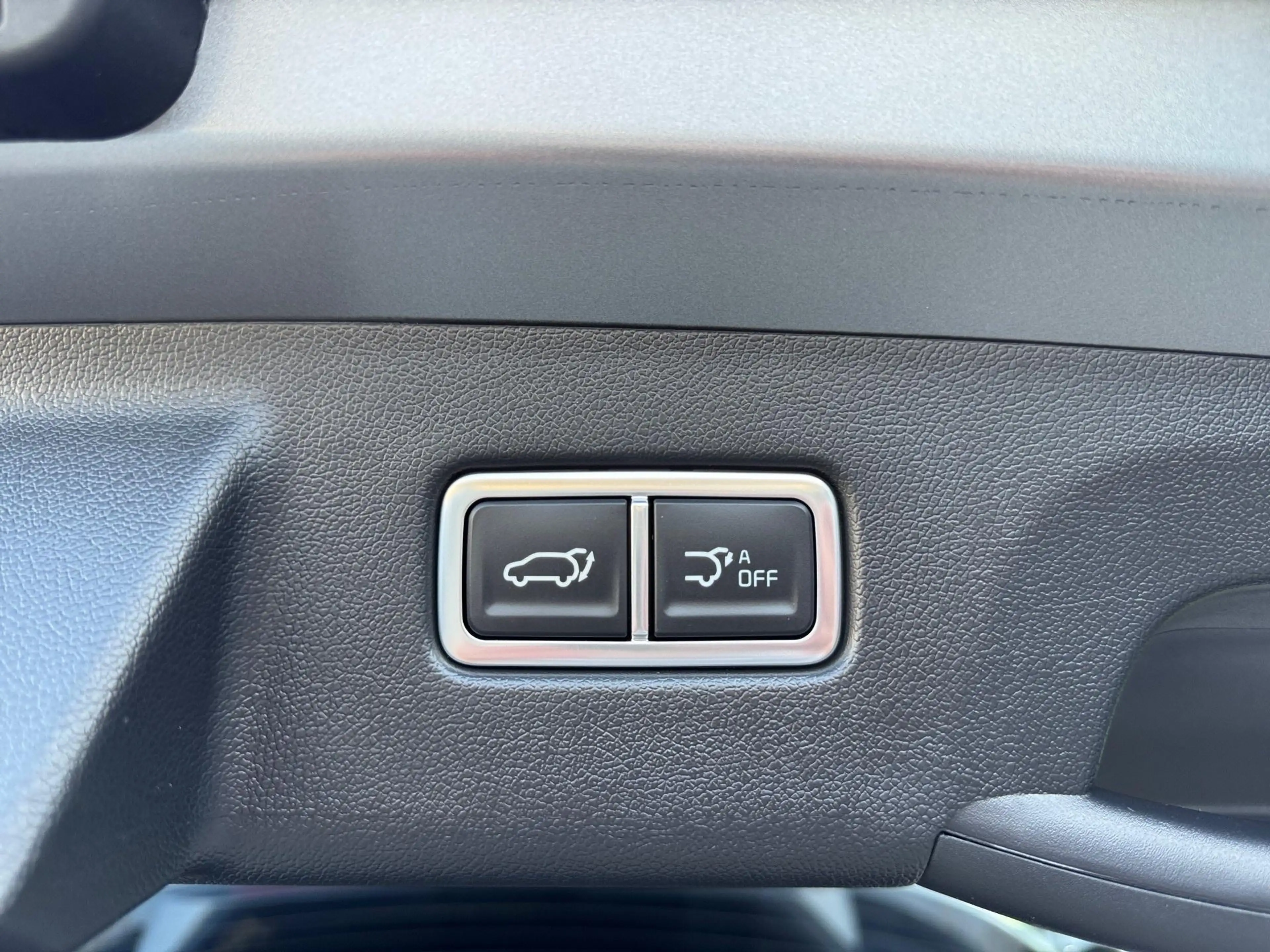 Kia Sorento 1.6 T-GDi 215 HEV AT6 AWD Evolution 7Pl — photo 30