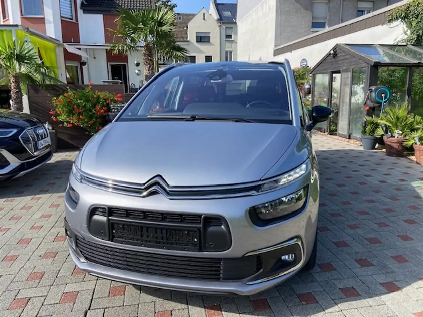 Citroen Grand C4 SpaceTourer GRAND C4 Spacetourer BlueHdi 130 S S EAT Šedá - 2