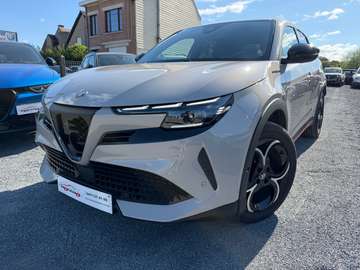 Junior 1.2 Turbo Hybrid Ibrida Speciale 12 Maanden waarborg