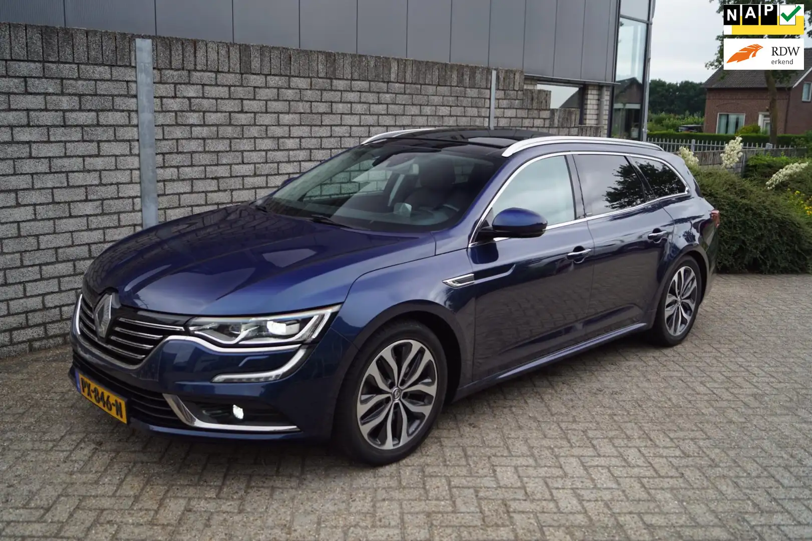 Renault Talisman Estate 1.6 TCe Initiale Paris 4 Control Autom Pano Bleu - 1