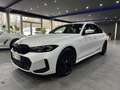 BMW 318 d M Sport /Glasdach /KAMERA /LEDER/ H&K/ 1HA Weiß - thumbnail 1