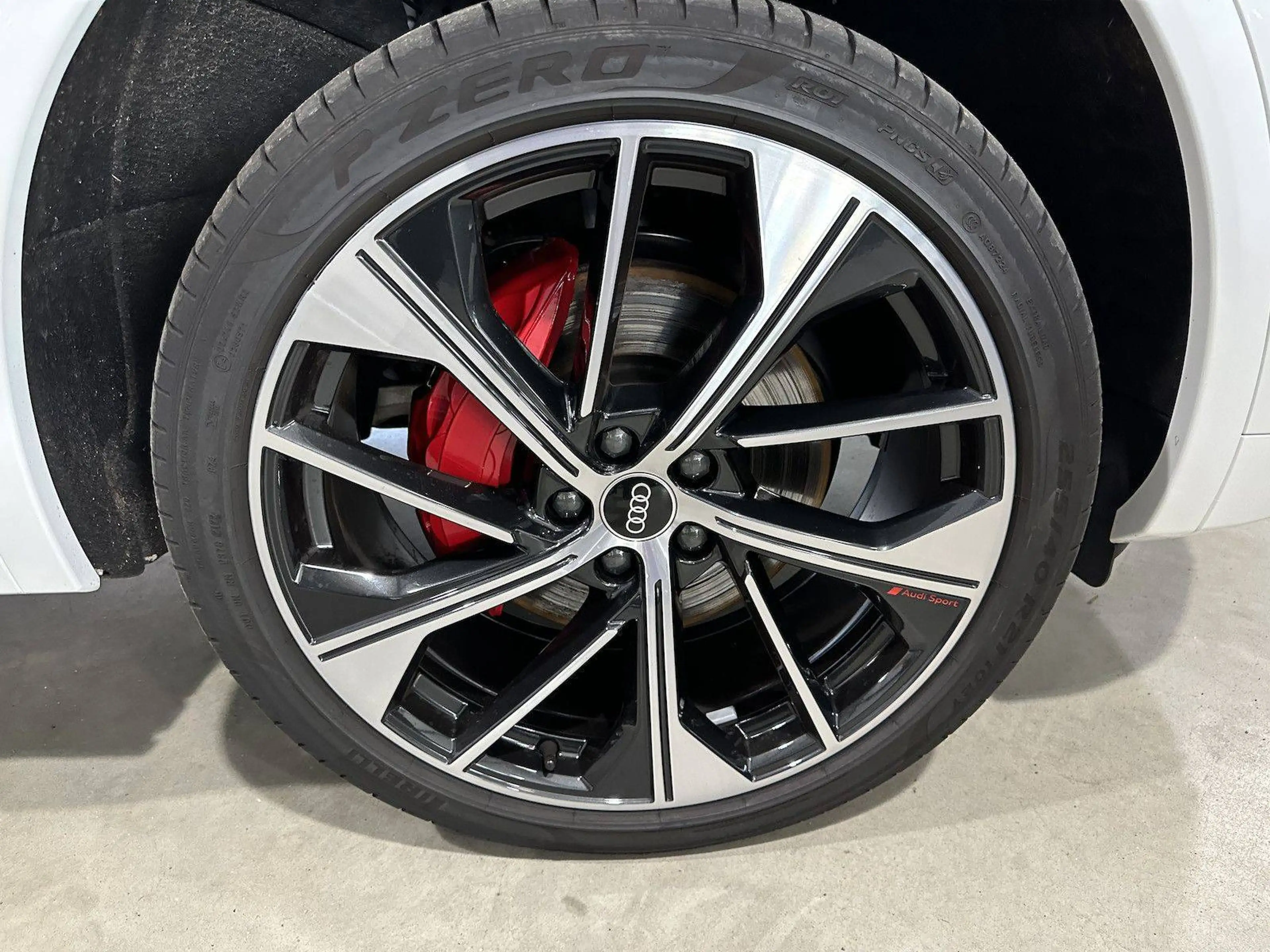 Audi Q5 50 TDI quattro S line — photo 3