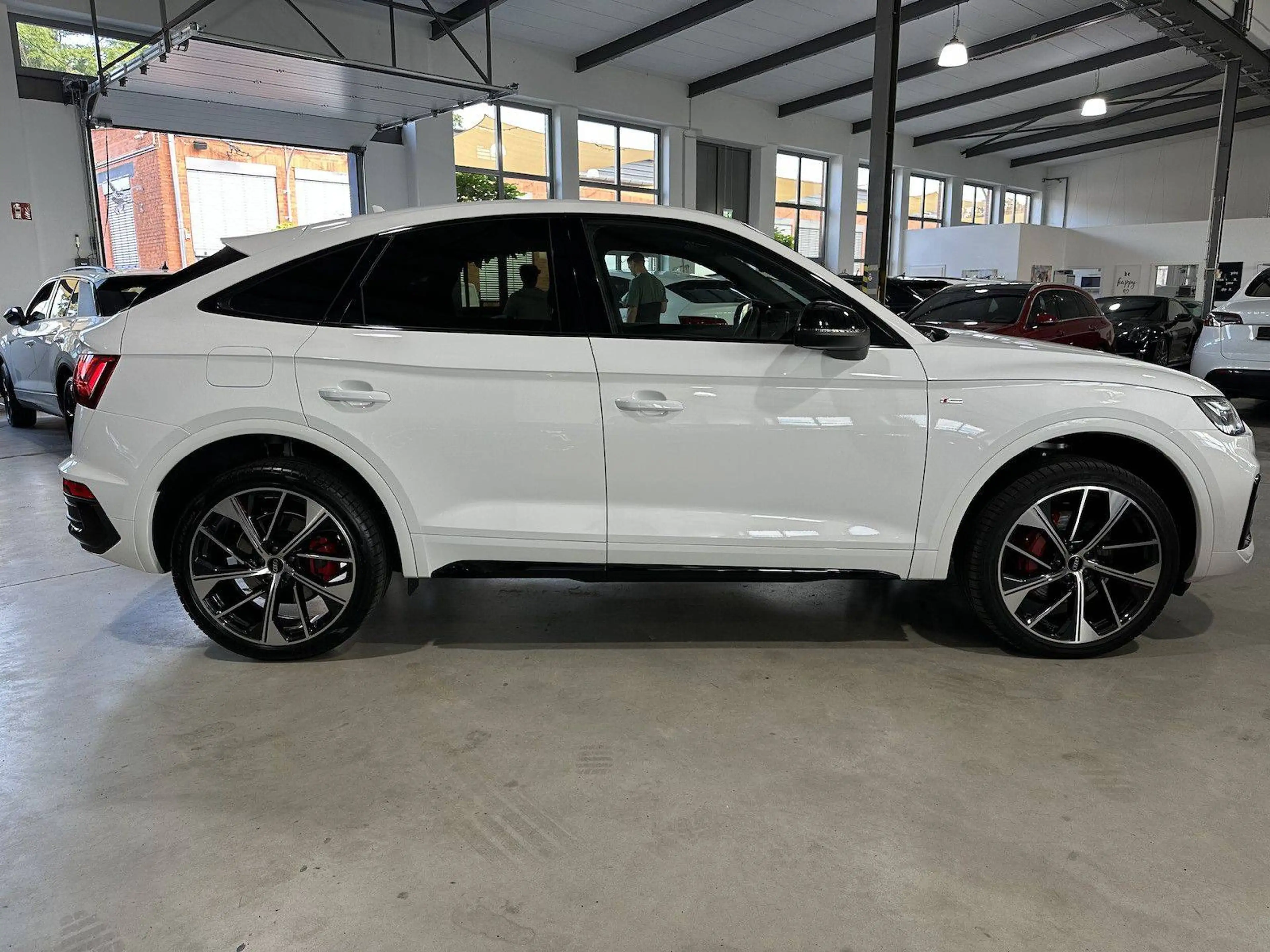 Audi Q5 50 TDI quattro S line — photo 5