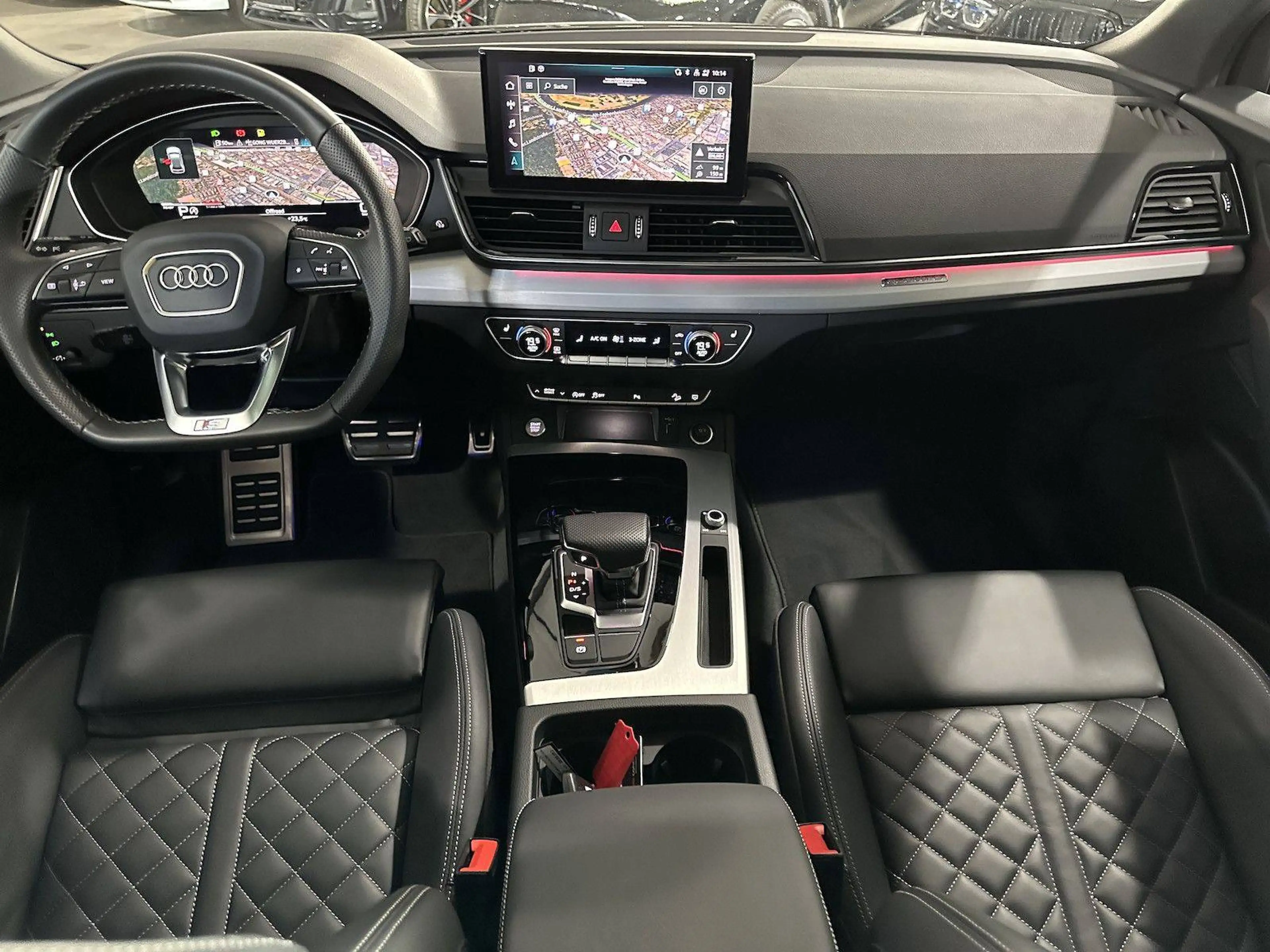 Audi Q5 50 TDI quattro S line — photo 11