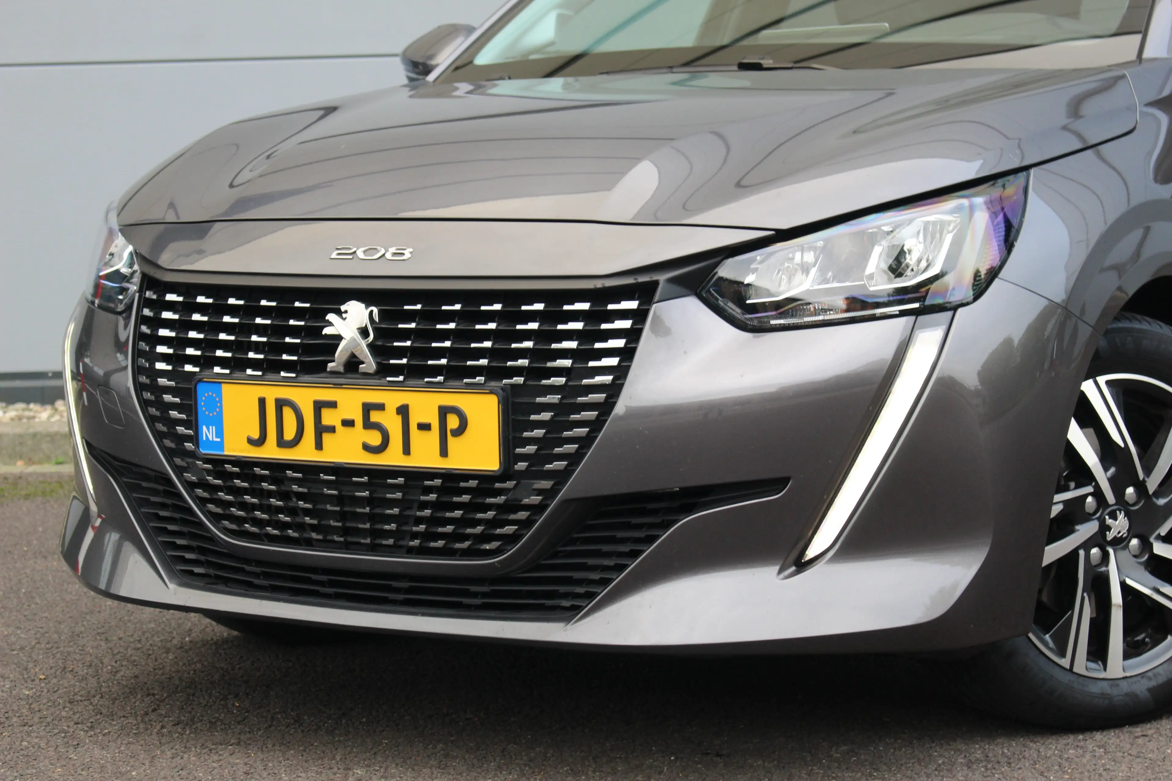 Peugeot 208 1.2 Allure Climate | Carplay | LED | 16" Lichtmeta — photo 33