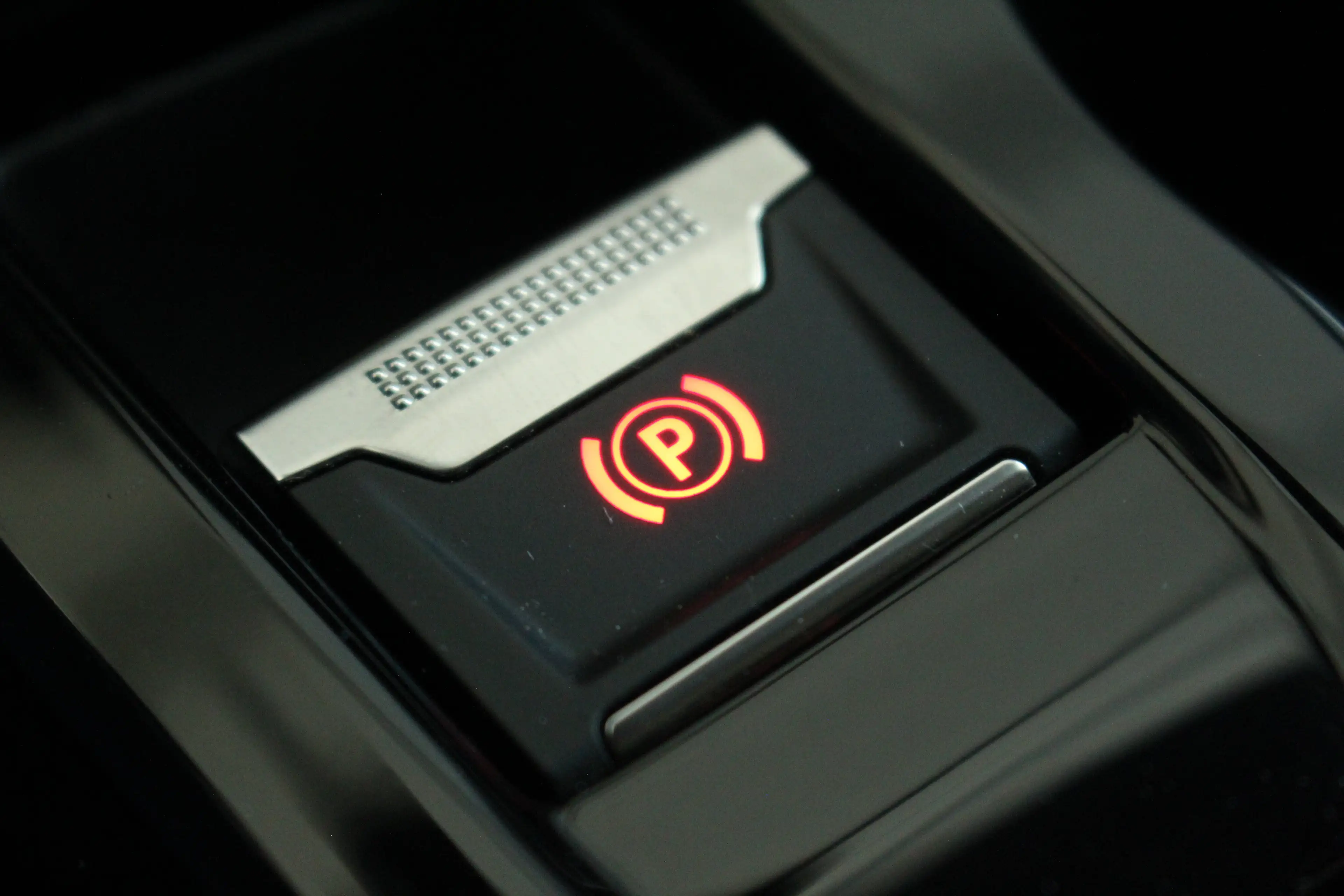 Peugeot 208 1.2 Allure Climate | Carplay | LED | 16" Lichtmeta — photo 29