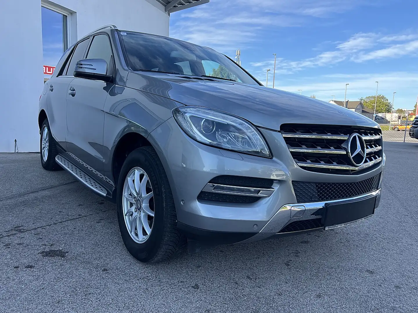 Mercedes-Benz Sonstige GLE/ML-250 CDI 4MATIC *elektr. AHK*Sitzheizung*... Silber - 1