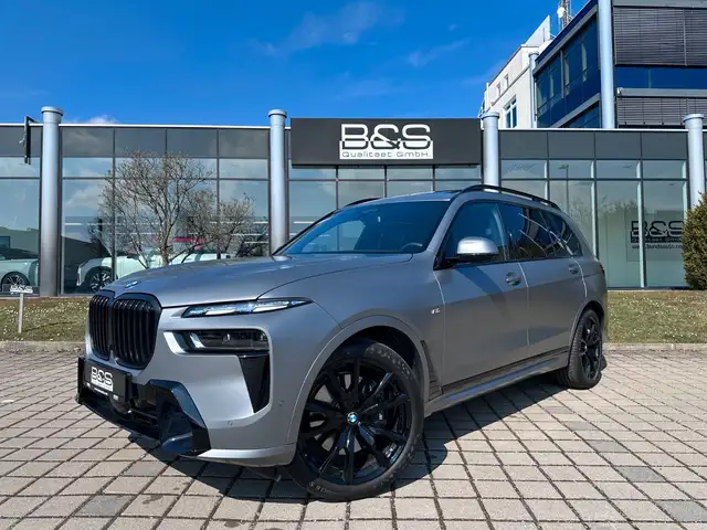 2025 BMW X7 in Grey for sale