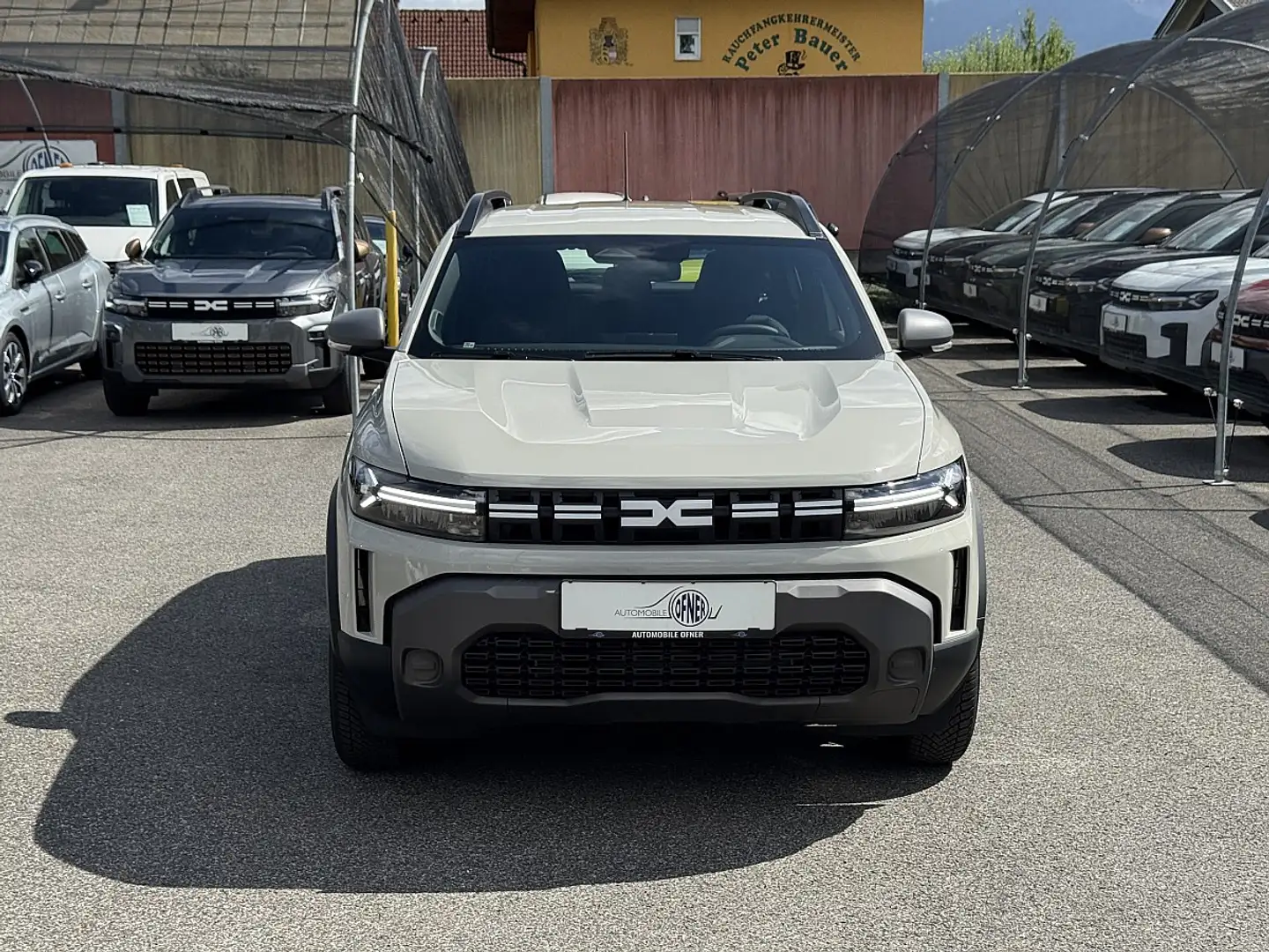 Dacia Duster Expression TCe 130 mHev 4x4 LED PDC Kamera Wint... Beige - 2