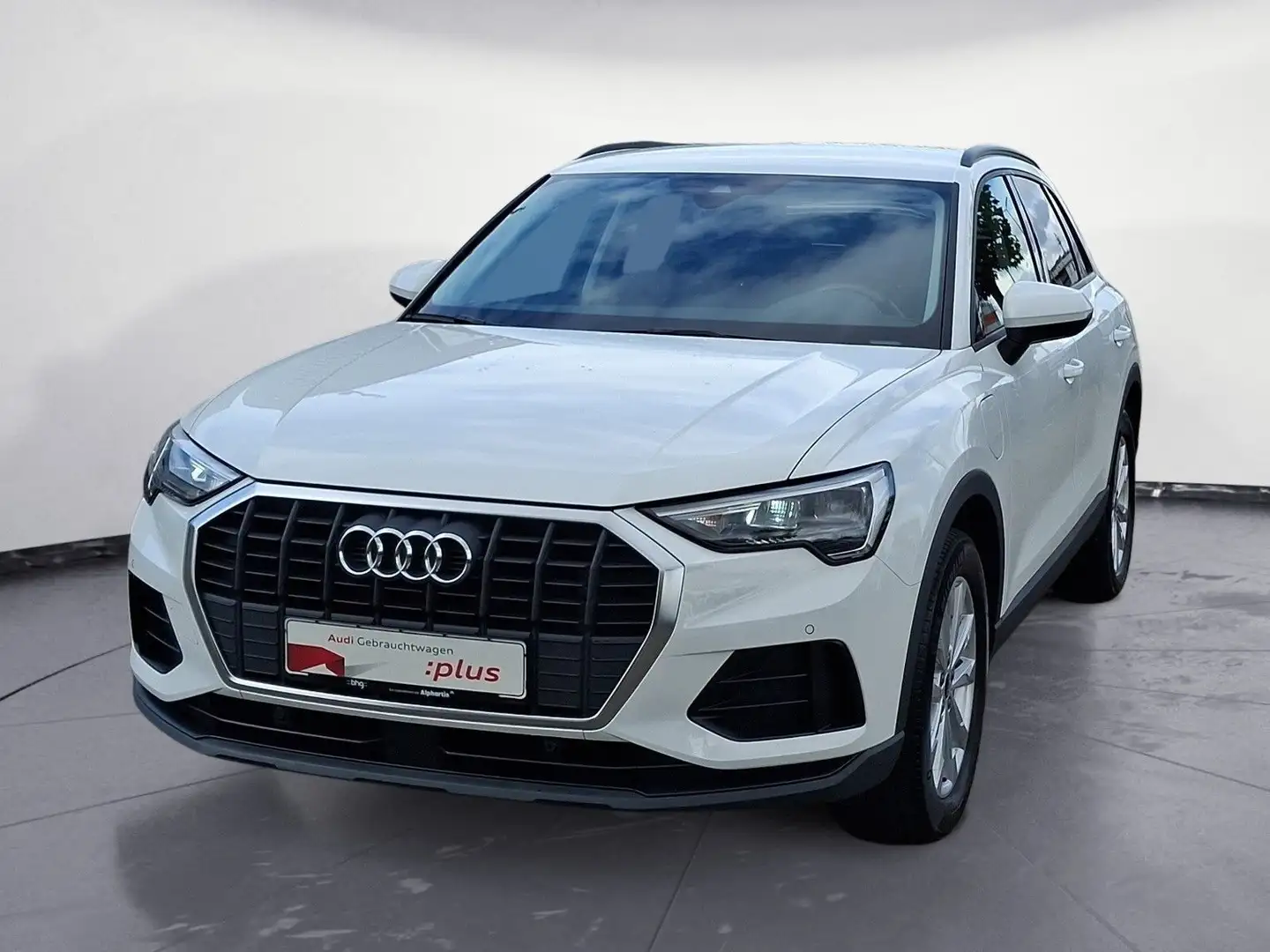 Audi Q3 45 TFSIe S tronic e-tron AHK adapt.ACC Navi c Weiß - 2