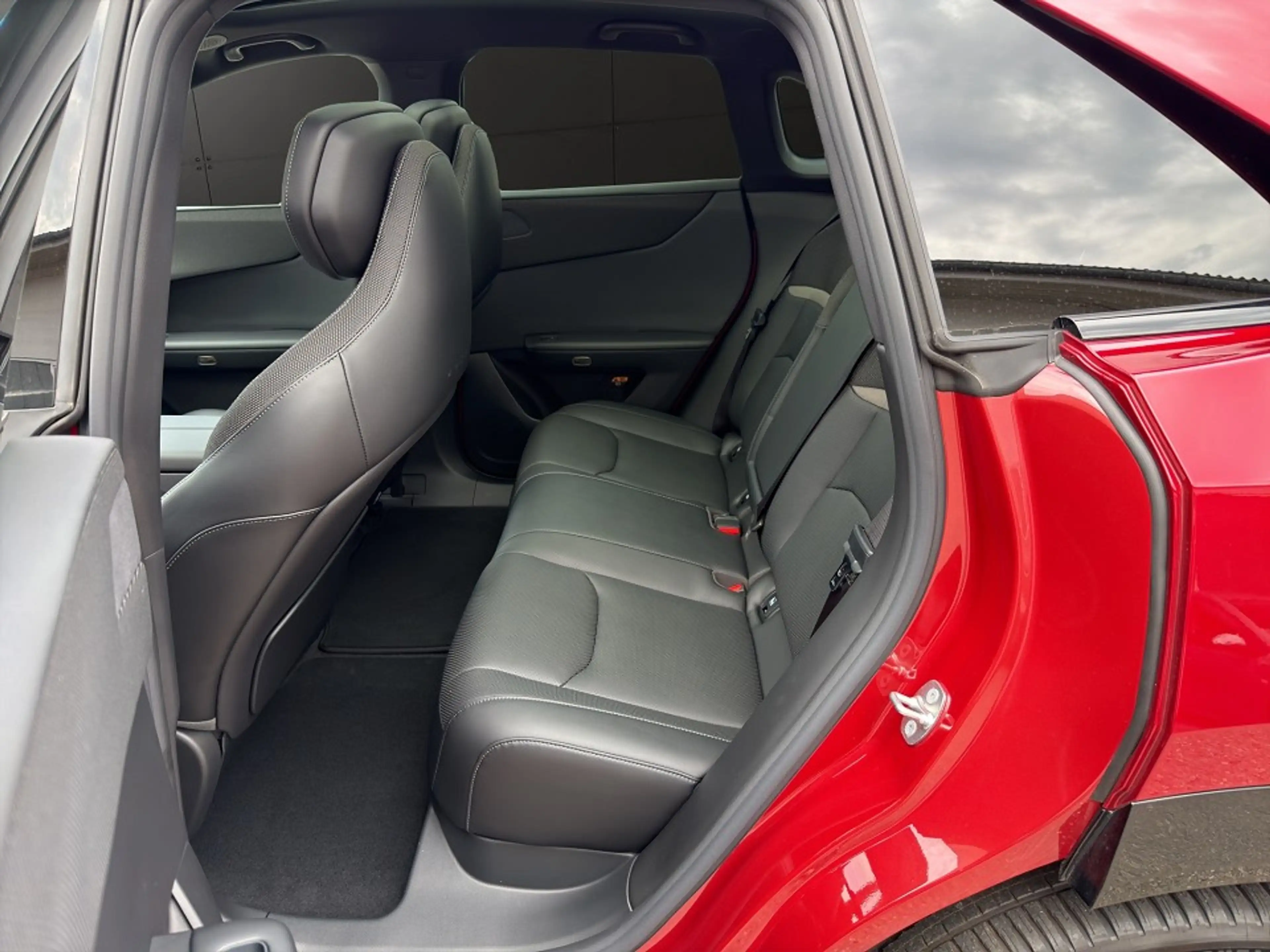 Mazda CX-6e EV 258ps Takumi BKTR PABS — photo 8