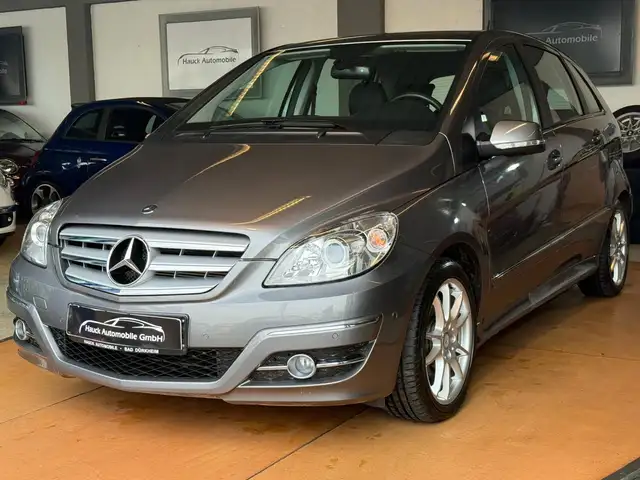 Mercedes-Benz B 200 /Autom./82TKM/2.Hd/SHZ/Navi