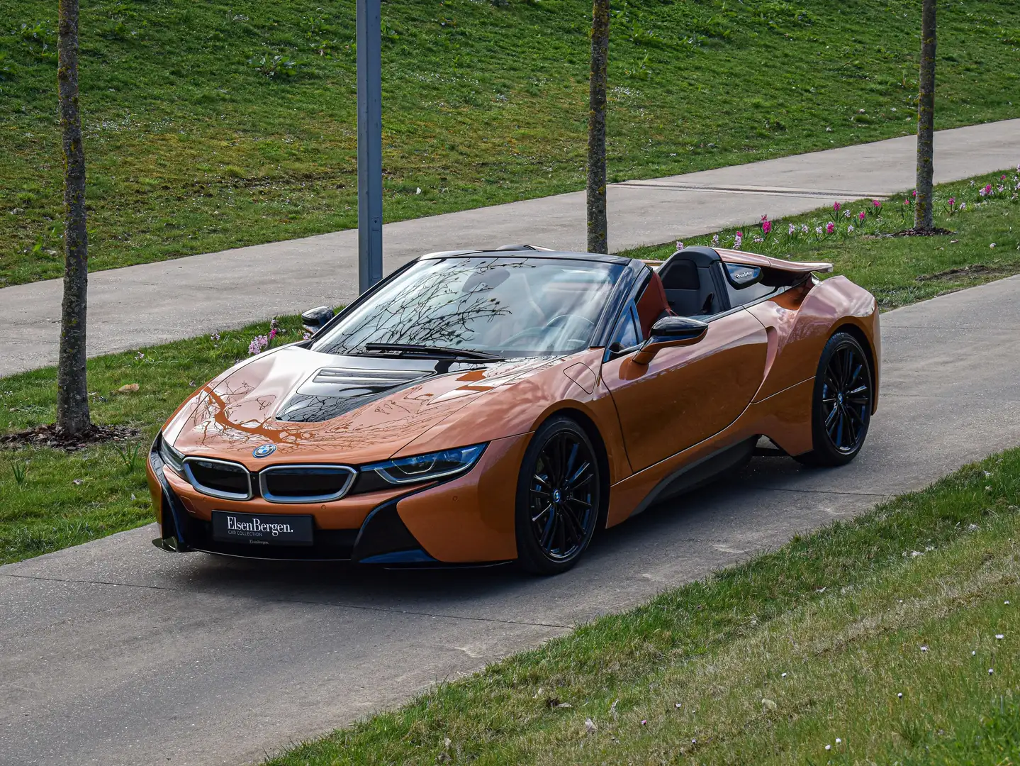 BMW i8 Roadster / E-Copper / Exklusiv Interior Orange - 1