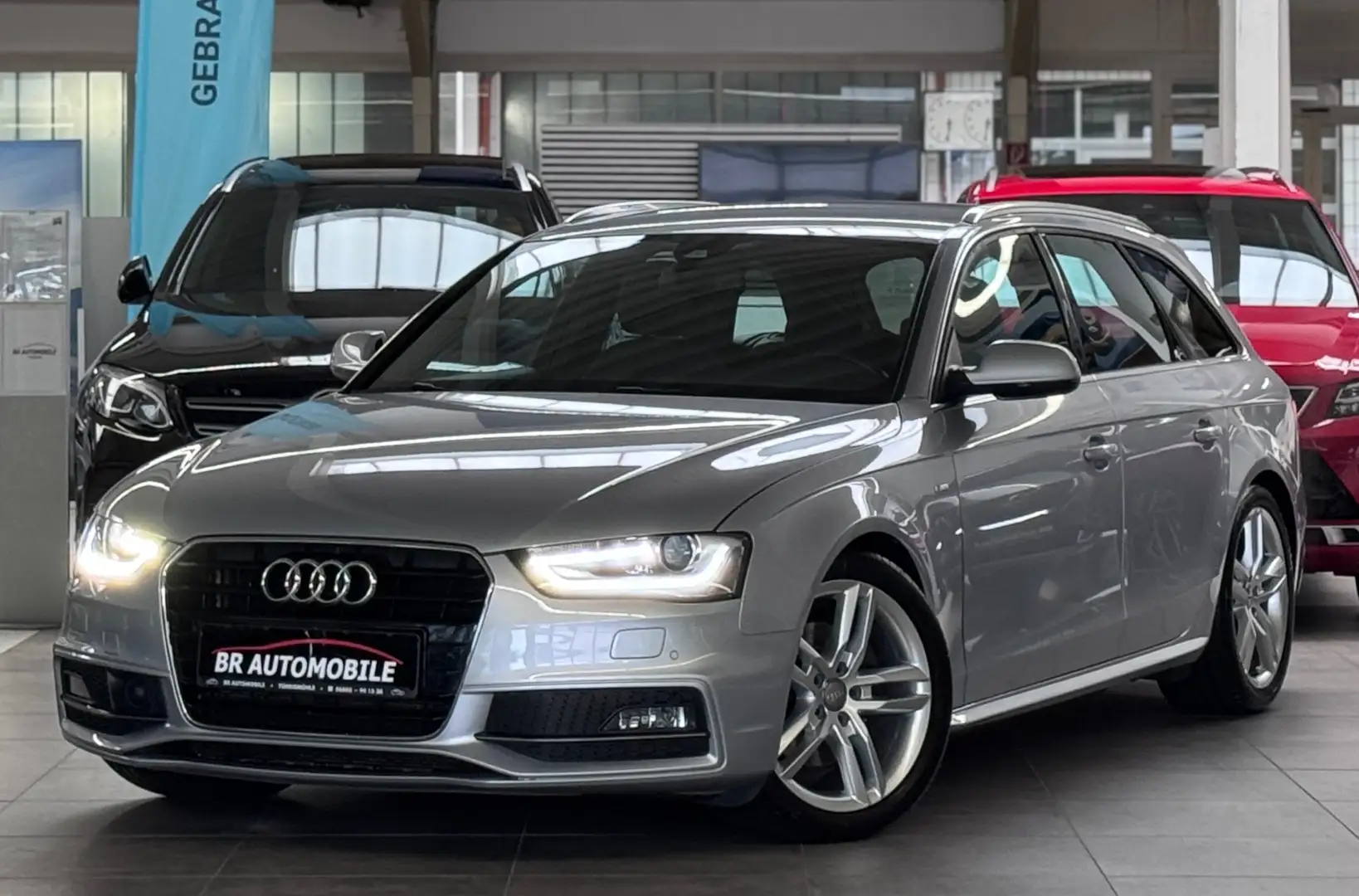 Audi A4 S line Sportpaket plus*2.Hand*Bi-Xenon*AHK*Spurhal Grau - 1