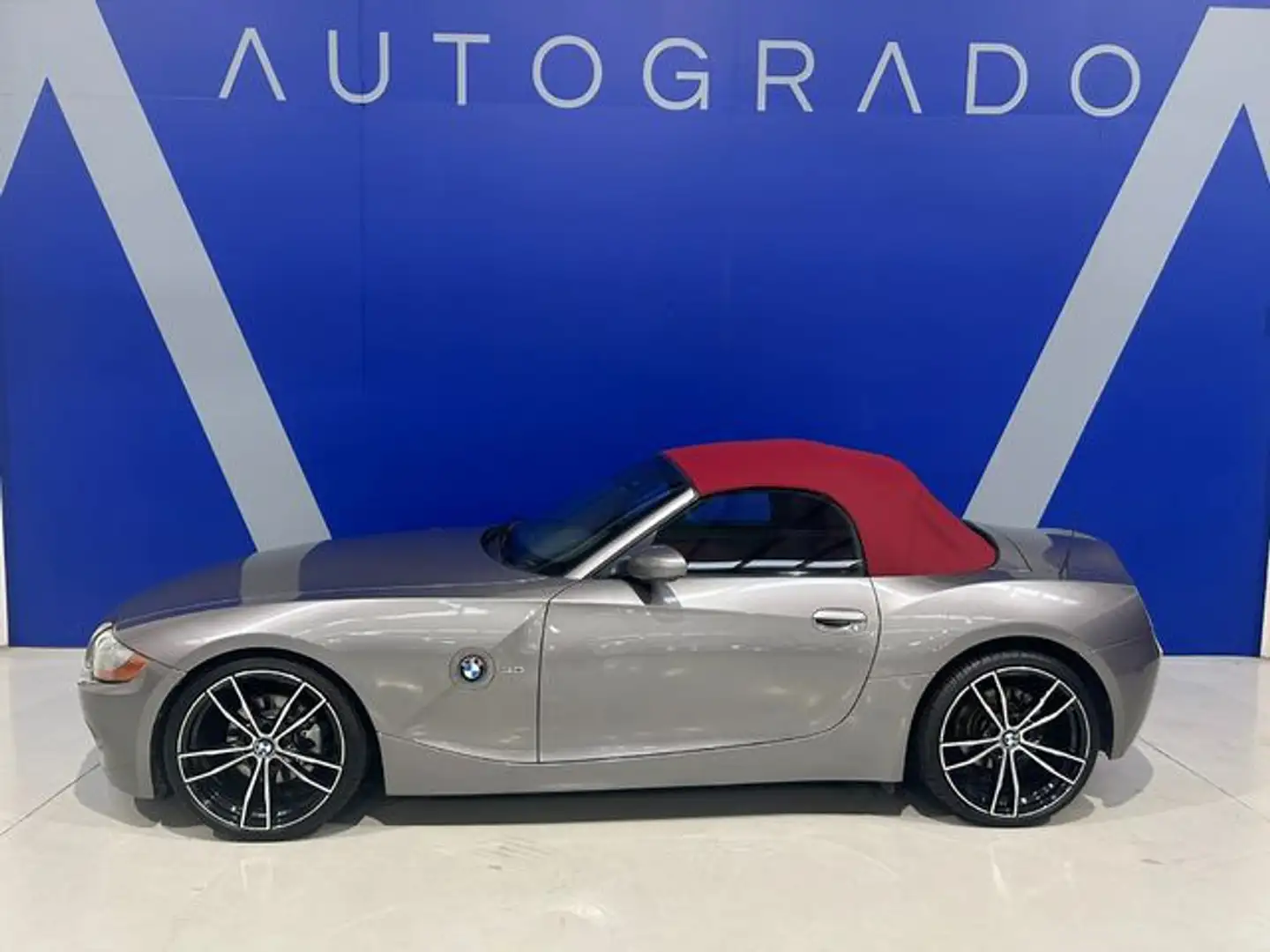 BMW Z4 3.0i Gris - 2