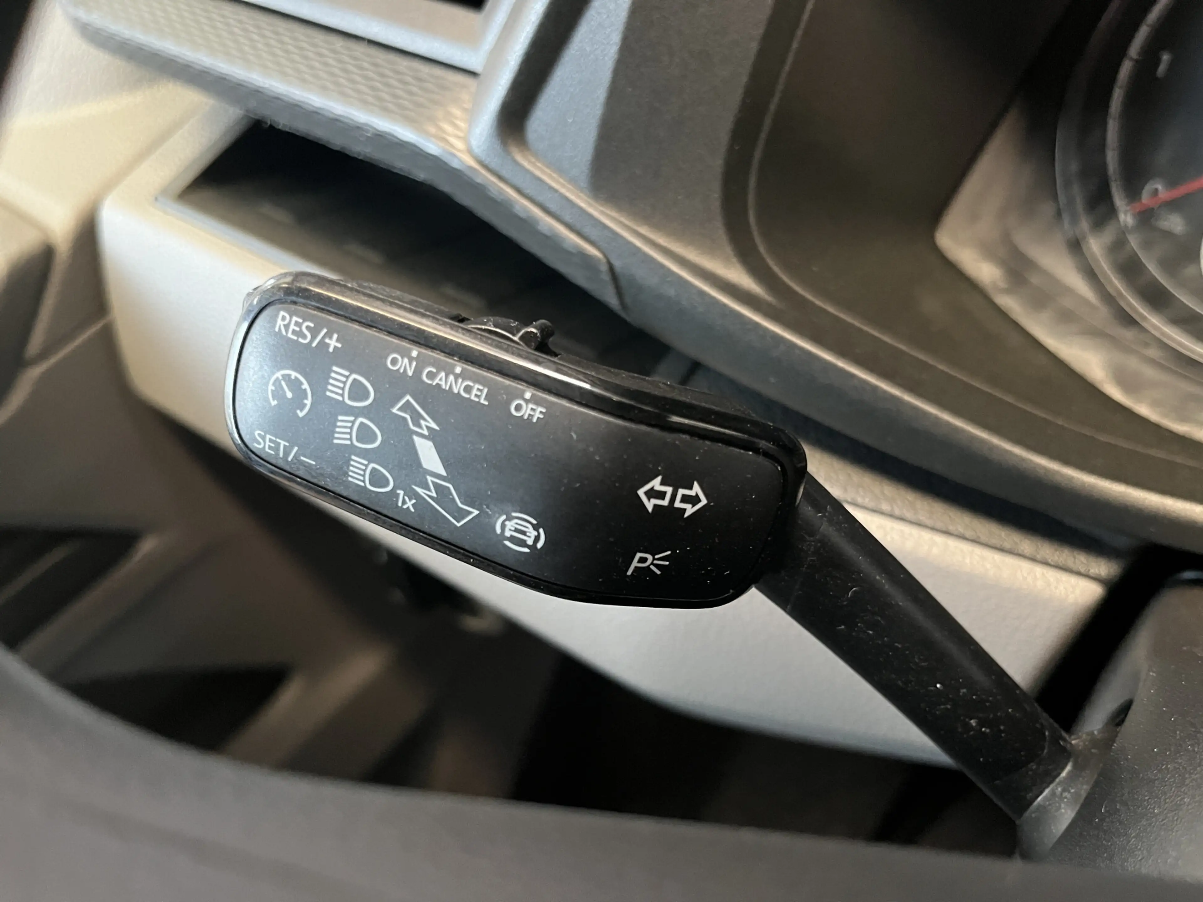 Volkswagen T6.1 Transporter 2.0 TDI L1H1 / Euro 6 / Airco / CarPlay / Cruise C — photo 10